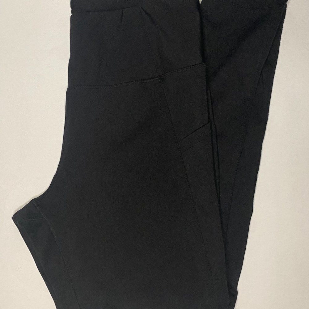DANSKIN Black Leggings Medium